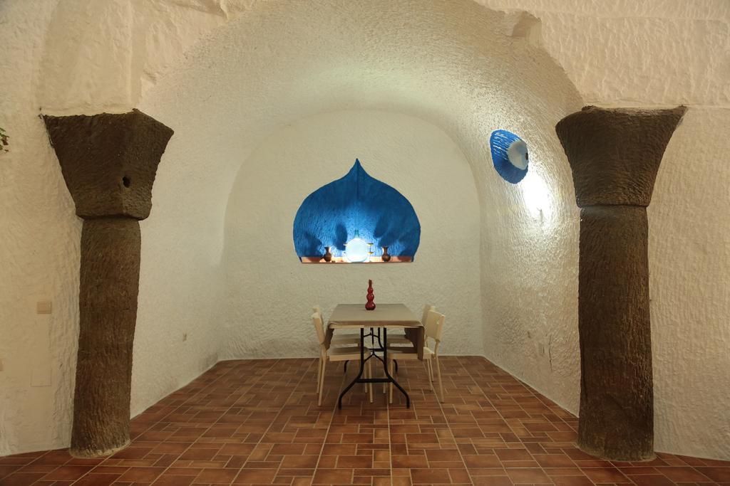 Гостьовий будинок Cuevas La Chumbera Benalua de Guadix Екстер'єр фото